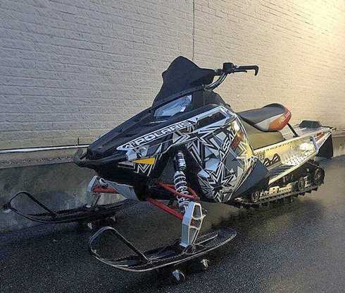 Snöskoter Polaris 800 Switchback stulen i Hille, Gävle